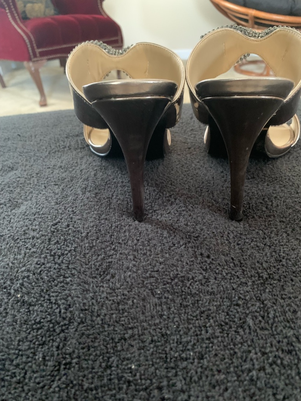 Caparros Silver Bow-Embellished Mule Sandals - Picture 7 of 9